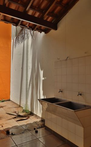 Casa para alugar com 424m², 4 quartos e 5 vagasÁrea de Serviço