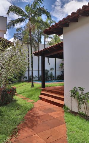 Casa para alugar com 424m², 4 quartos e 5 vagasJardim