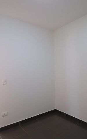 Casa para alugar com 424m², 4 quartos e 5 vagasQuarto externo