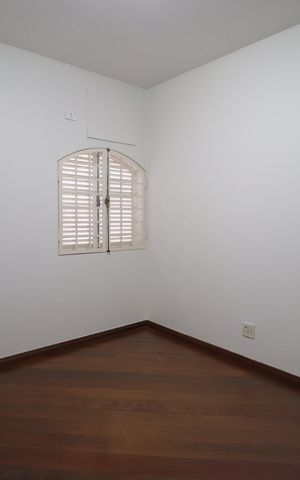Casa para alugar com 424m², 4 quartos e 5 vagasQuarto 1