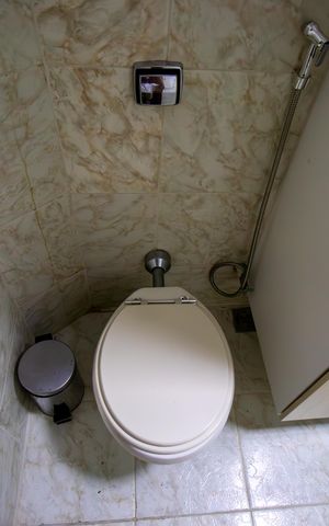 Casa de condomínio à venda com 113m², 2 quartos e 1 vaga Casa de condomínio à venda com 113m², 2 quartos e 1 vagaBanheiro