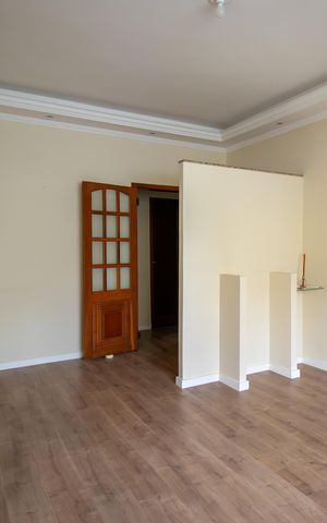 Casa de condomínio à venda com 113m², 2 quartos e 1 vaga Casa de condomínio à venda com 113m², 2 quartos e 1 vagaSala