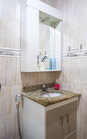Casa de condomínio à venda com 113m², 2 quartos e 1 vaga Casa de condomínio à venda com 113m², 2 quartos e 1 vagaBanheiro da Suíte
