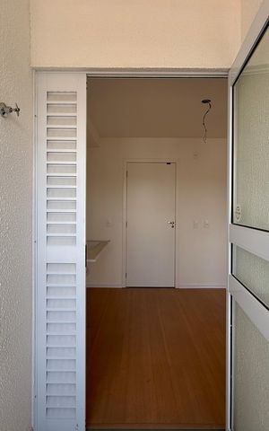 Apartamento à venda com 28m², 2 quartos e sem vaga Apartamento à venda com 28m², 2 quartos e sem vagaVaranda