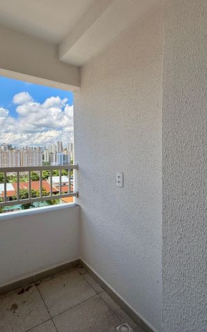 Apartamento à venda com 28m², 2 quartos e sem vaga Apartamento à venda com 28m², 2 quartos e sem vagaVaranda