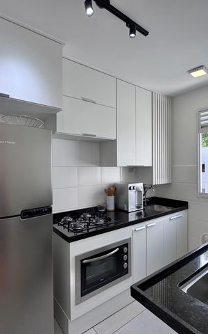 Apartamento para alugar com 50m², 2 quartos e 1 vaga Apartamento para alugar com 50m², 2 quartos e 1 vagaCozinha e Área de Serviço