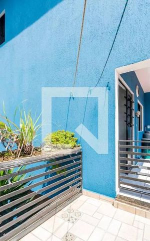Casa à venda com 217m², 3 quartos e 4 vagasVaranda de Serviço