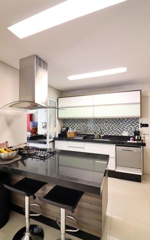 Apartamento à venda com 106m², 3 quartos e 2 vagasCozinha 