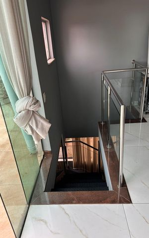 Apartamento à venda com 200m², 3 quartos e 2 vagas Apartamento à venda com 200m², 3 quartos e 2 vagasSala de jantar