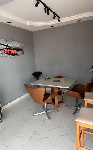 Apartamento à venda com 200m², 3 quartos e 2 vagas Apartamento à venda com 200m², 3 quartos e 2 vagasSala 2