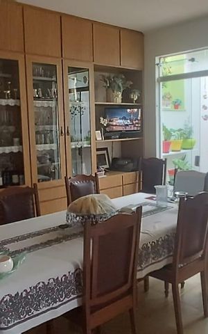 Casa à venda com 246m², 3 quartos e 2 vagas