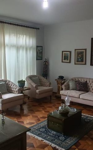 Casa à venda com 246m², 3 quartos e 2 vagas