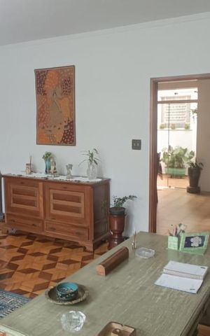 Casa à venda com 246m², 3 quartos e 2 vagas