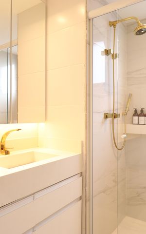 Apartamento à venda com 230m², 4 quartos e 4 vagasBanheiro da Suíte 3