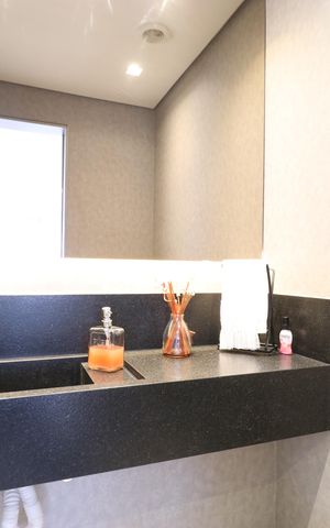Apartamento à venda com 230m², 4 quartos e 4 vagasLavabo