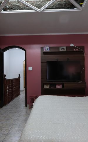 Casa à venda com 375m², 3 quartos e 2 vagasSuíte