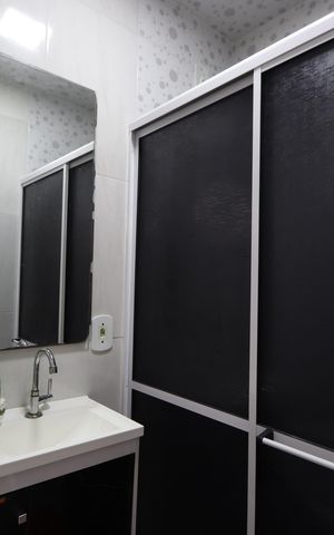 Casa à venda com 375m², 3 quartos e 2 vagasBanheiro 3
