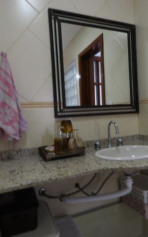 Casa à venda com 375m², 3 quartos e 2 vagasBanheiro da Suíte