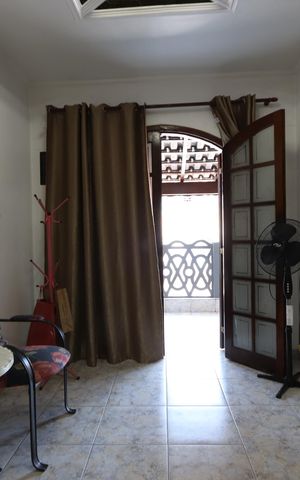 Casa à venda com 375m², 3 quartos e 2 vagasSuíte