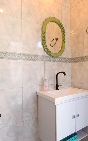 Casa à venda com 375m², 3 quartos e 2 vagasLavabo