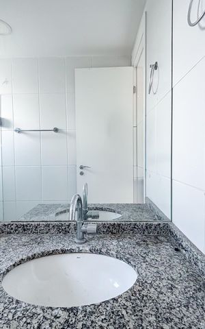 Apartamento para alugar com 65m², 2 quartos e 1 vagaBanheiro Social
