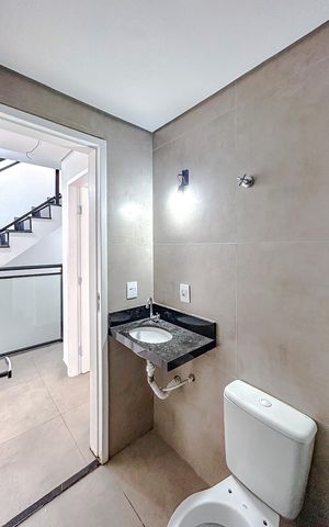 Casa de condomínio à venda com 115m², 3 quartos e 2 vagasBanheiro