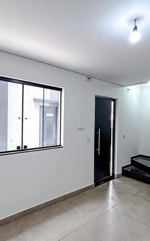 Casa de condomínio à venda com 115m², 3 quartos e 2 vagasSala