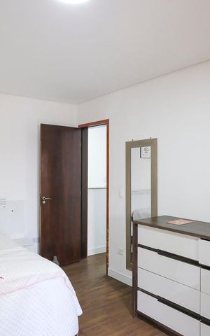 Casa à venda com 295m², 4 quartos e 3 vagasQuarto 2