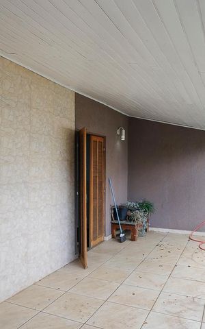 Casa à venda com 295m², 4 quartos e 3 vagasVaranda quartos 1 e 2