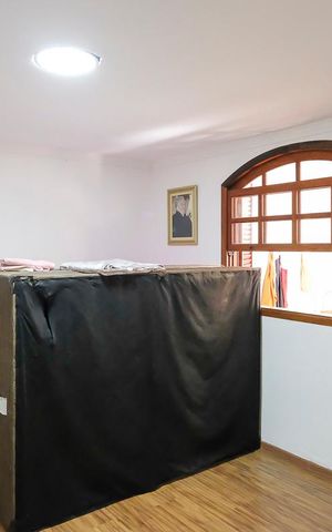 Casa à venda com 295m², 4 quartos e 3 vagasSuíte