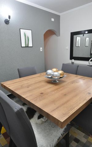 Casa à venda com 234m², 4 quartos e 2 vagasCopa