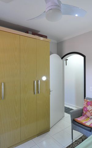 Casa à venda com 234m², 4 quartos e 2 vagasQuarto 3