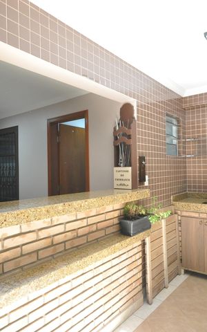 Casa à venda com 234m², 4 quartos e 2 vagasChurrasqueira
