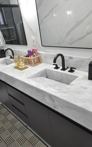 Casa à venda com 234m², 4 quartos e 2 vagasBanheiro do Quarto Suíte