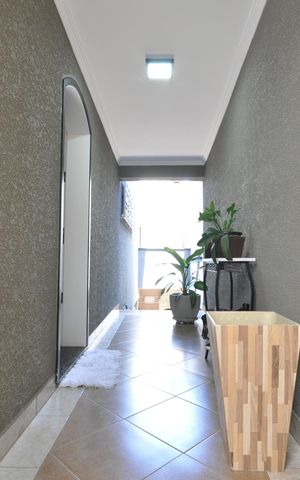 Casa à venda com 234m², 4 quartos e 2 vagasHall de entrada