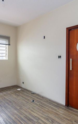 Casa para alugar com 260m², 3 quartos e 2 vagas Casa para alugar com 260m², 3 quartos e 2 vagasSala