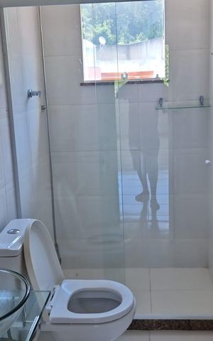 Casa de condomínio à venda com 300m², 5 quartos e 1 vaga