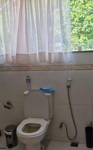 Casa de condomínio à venda com 300m², 5 quartos e 1 vaga