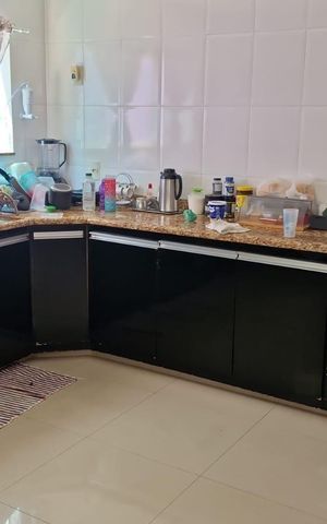 Casa de condomínio à venda com 300m², 5 quartos e 1 vaga