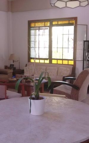 Casa à venda com 360m², 3 quartos e 4 vagas