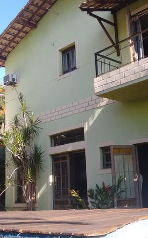 Casa à venda com 360m², 3 quartos e 4 vagas