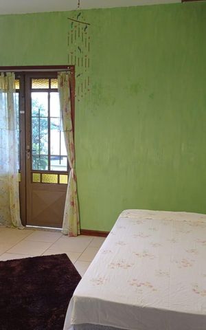 Casa à venda com 360m², 3 quartos e 4 vagas
