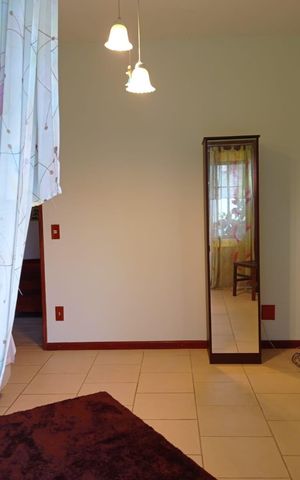 Casa à venda com 360m², 3 quartos e 4 vagas