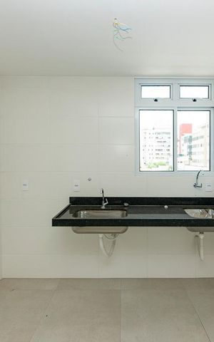 Apartamento à venda com 110m², 2 quartos e 2 vagasCozinha