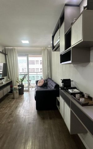 Apartamento à venda com 62m², 2 quartos e 1 vaga Apartamento à venda com 62m², 2 quartos e 1 vagaSala