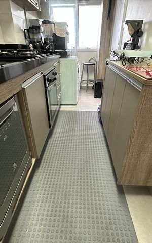 Apartamento à venda com 62m², 2 quartos e 1 vaga Apartamento à venda com 62m², 2 quartos e 1 vagaCozinha