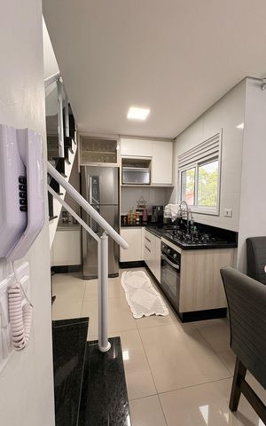 Apartamento à venda com 110m², 2 quartos e 2 vagasCozinha
