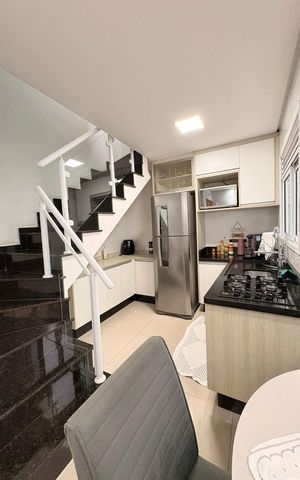 Apartamento à venda com 110m², 2 quartos e 2 vagasCozinha