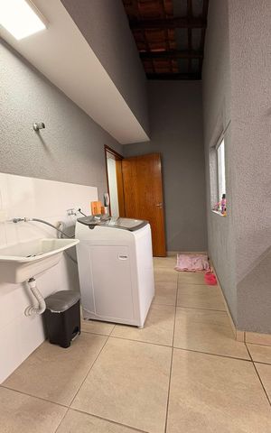 Apartamento à venda com 110m², 2 quartos e 2 vagasÁrea de serviço