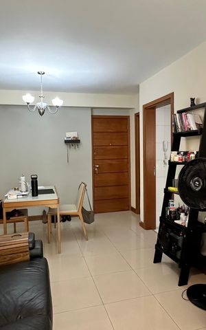 Apartamento à venda com 70m², 2 quartos e 1 vaga Apartamento à venda com 70m², 2 quartos e 1 vagaSala